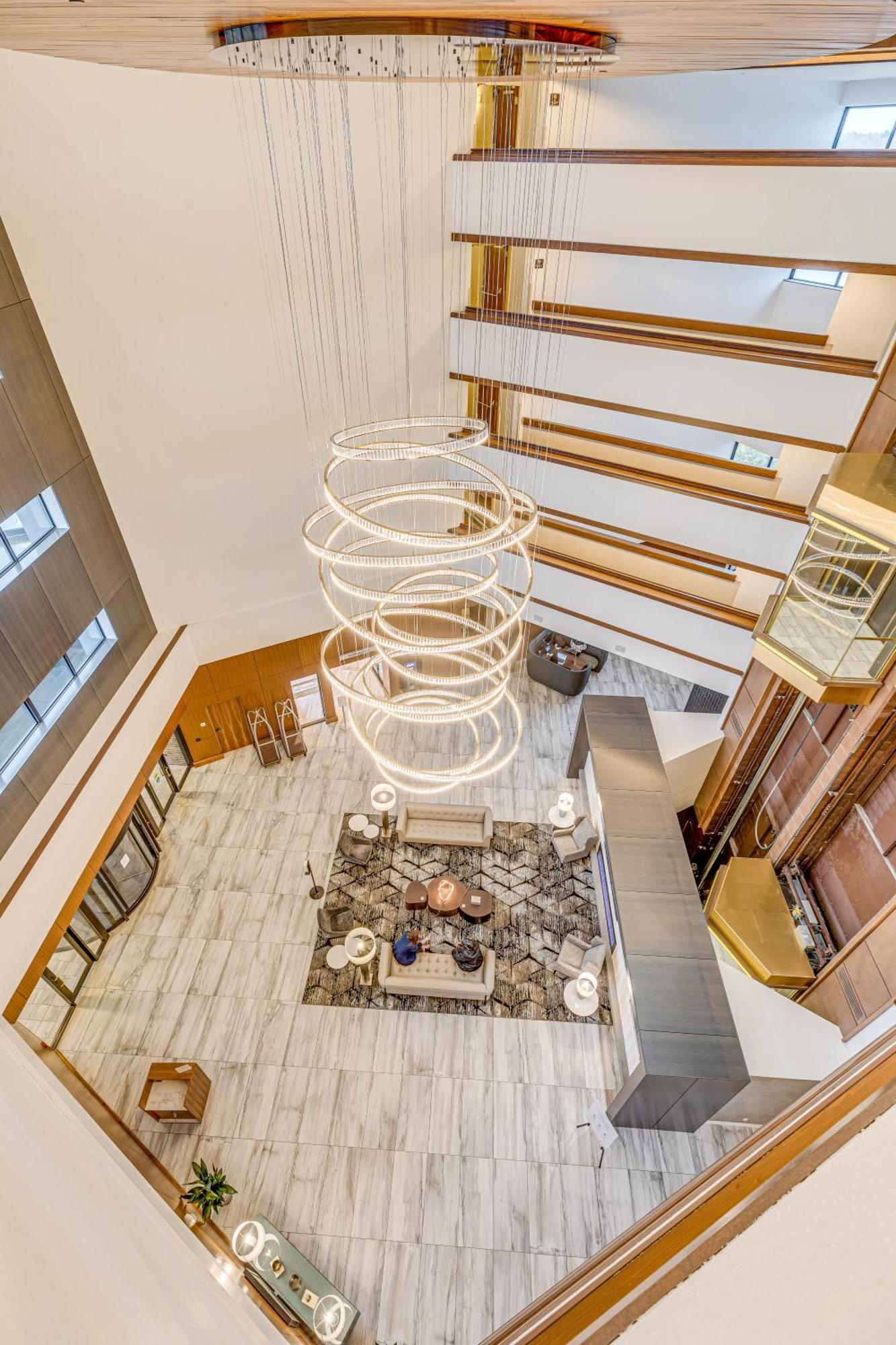Crowne Plaza Lansing By Ihg Hotel Exterior foto